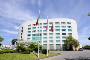 Отель Crowne Plaza Villahermosa, an IHG Hotel  Сентро